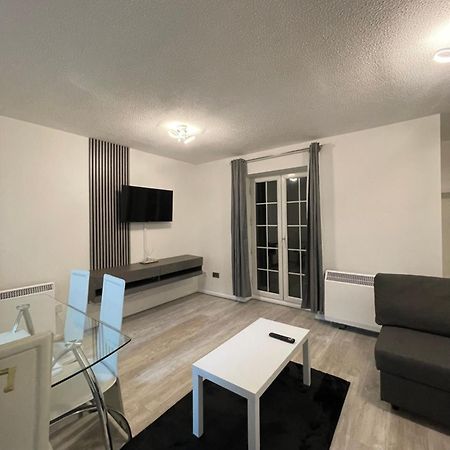 Cardiff Bay Apartment With Parking Exteriér fotografie