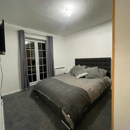 Cardiff Bay Apartment With Parking Exteriér fotografie